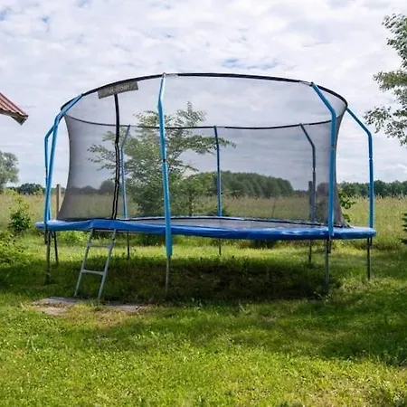 Luxurious With Swimming Pool