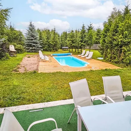 Luxurious With Swimming Pool * Krzemienna (West Pomeranian)