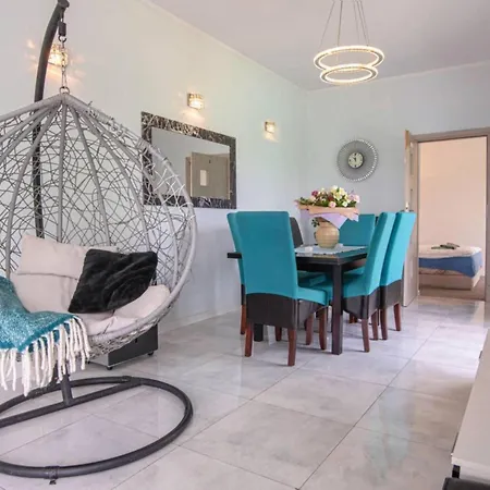 Casa vacanze Luxurious With Swimming Pool Krzemienna (West Pomeranian)