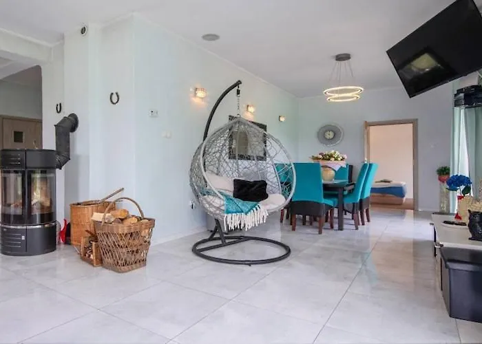 Holiday home Luxurious With Swimming Pool